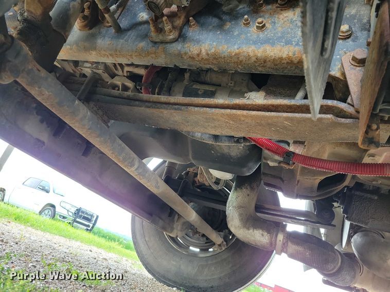 image for item DX7154 2017 International  7500 truck cab and chassis