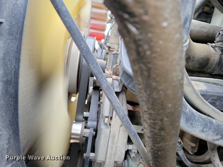 image for item DX7155 2015 International  7500 truck cab and chassis