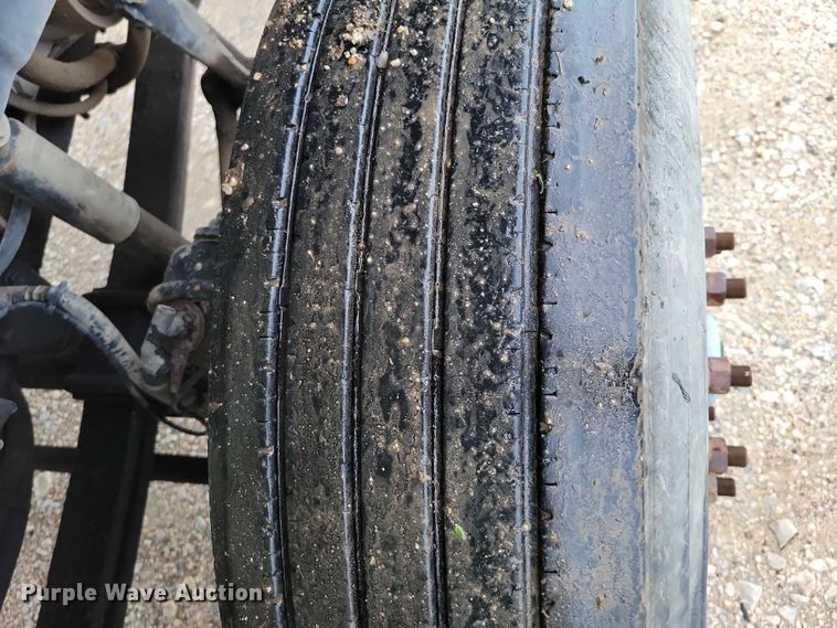 image for item DX7155 2015 International  7500 truck cab and chassis