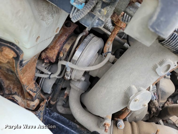 image for item DX7156 2016 International  7600 truck cab and chassis