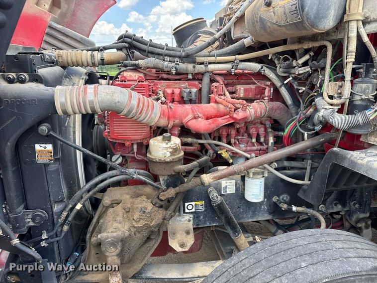 image for item DY0256 2008 Peterbilt 387 semi truck