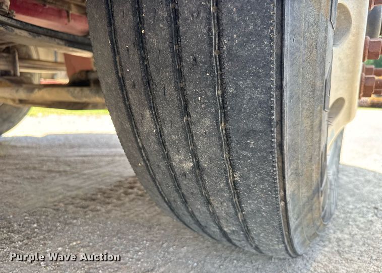 image for item DY0256 2008 Peterbilt 387 semi truck