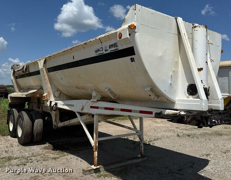 image for item DY0292 1998 Ranch end dump trailer