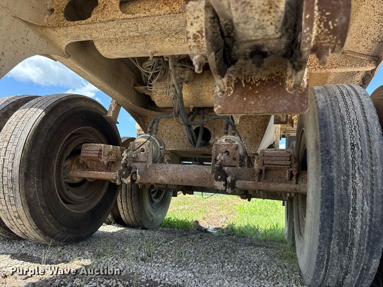 image for item DY0292 1998 Ranch end dump trailer