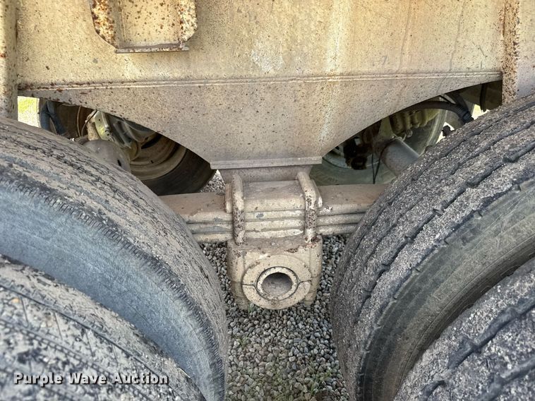 image for item DY0292 1998 Ranch end dump trailer