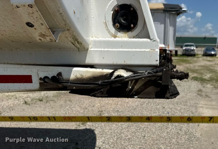 image for item DY0292 1998 Ranch end dump trailer