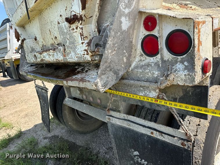 image for item DY0292 1998 Ranch end dump trailer