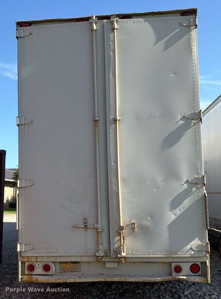 image for item DY0733 1985 Kentucky dry van office trailer