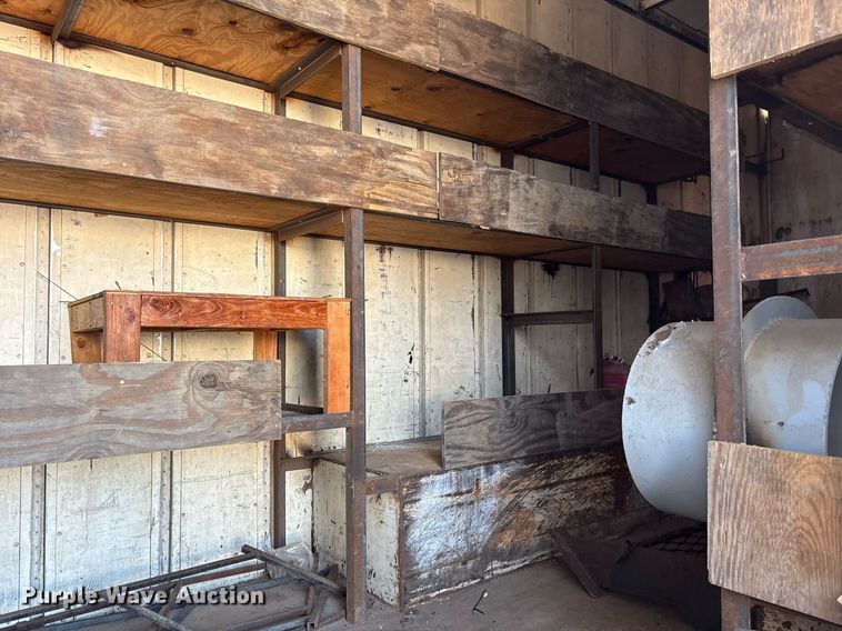 image for item DY0733 1985 Kentucky dry van office trailer