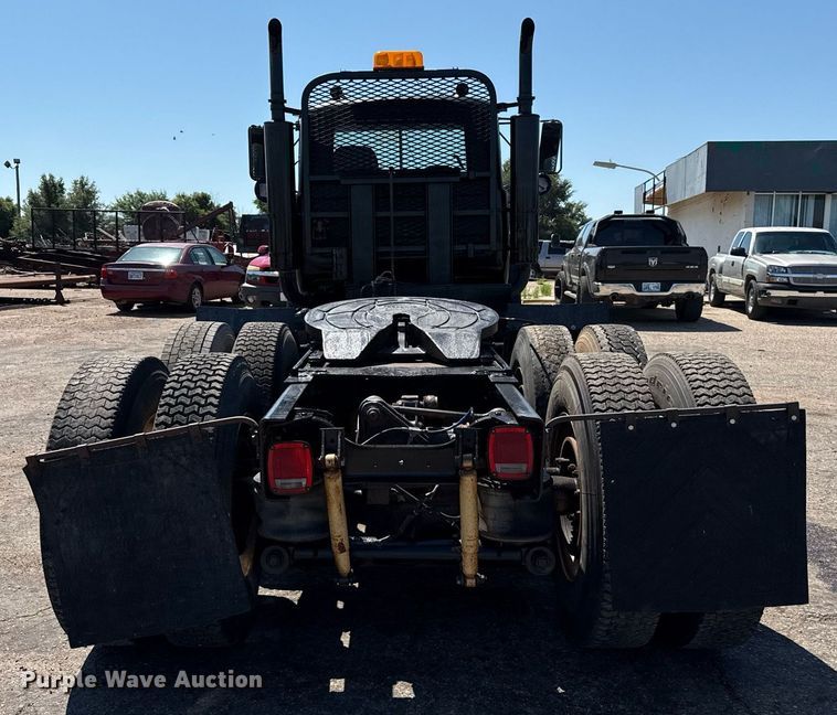 image for item DZ8661 1985 Mack RWS788LST semi truck