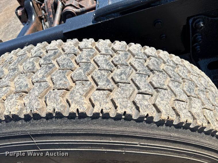 image for item DZ8661 1985 Mack RWS788LST semi truck