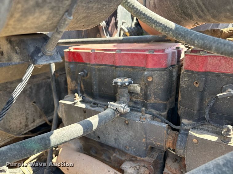 image for item DZ8662 1997 International 9400 semi truck