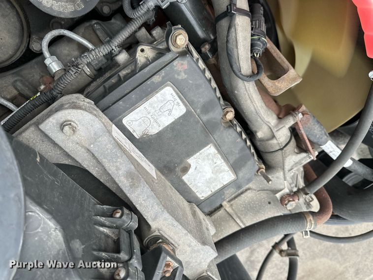 image for item EB2639 2015 Freightliner Cascadia 125 semi truck