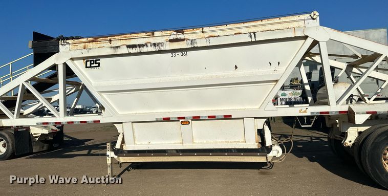 image for item EB2726 2012 Manac LBD42 bottom dump trailer