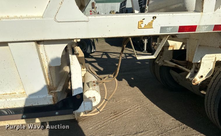 image for item EB2726 2012 Manac LBD42 bottom dump trailer