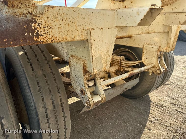 image for item EB2726 2012 Manac LBD42 bottom dump trailer