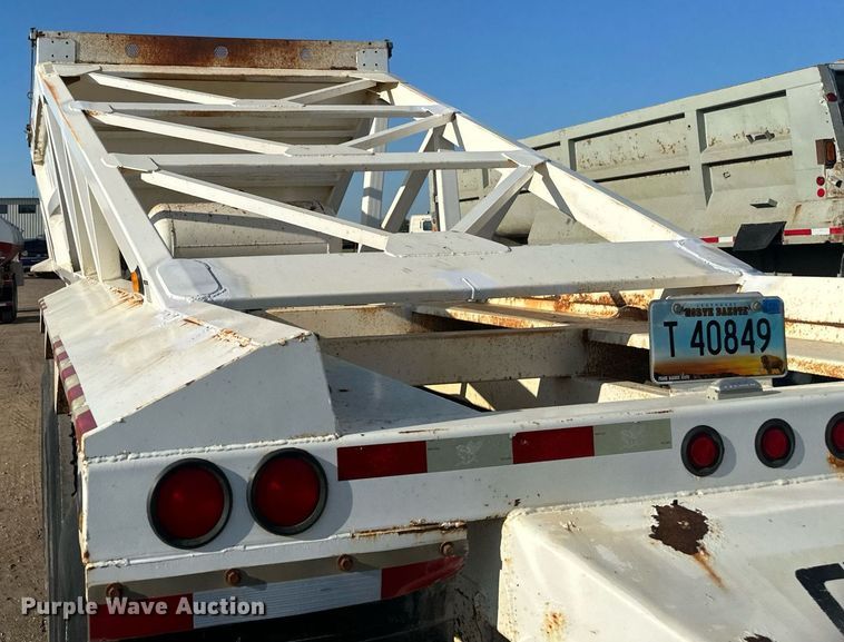 image for item EB2726 2012 Manac LBD42 bottom dump trailer