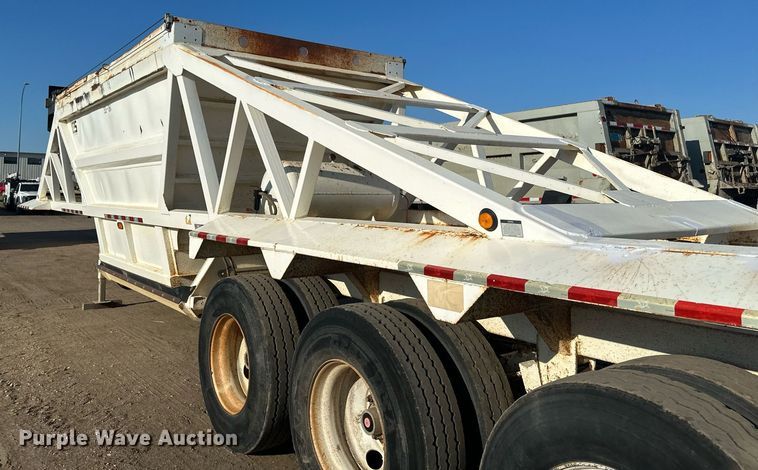image for item EB2726 2012 Manac LBD42 bottom dump trailer