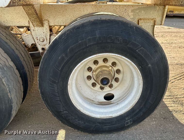 image for item EB2726 2012 Manac LBD42 bottom dump trailer