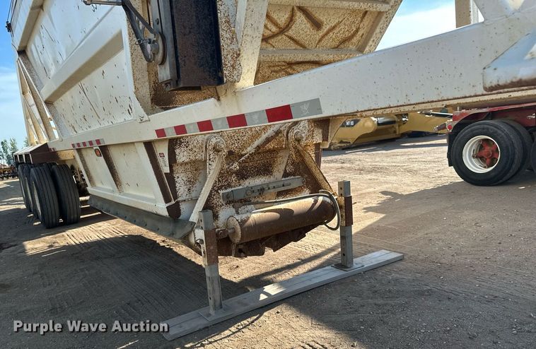 image for item EB2727 2012 Manac LBD42 bottom dump trailer