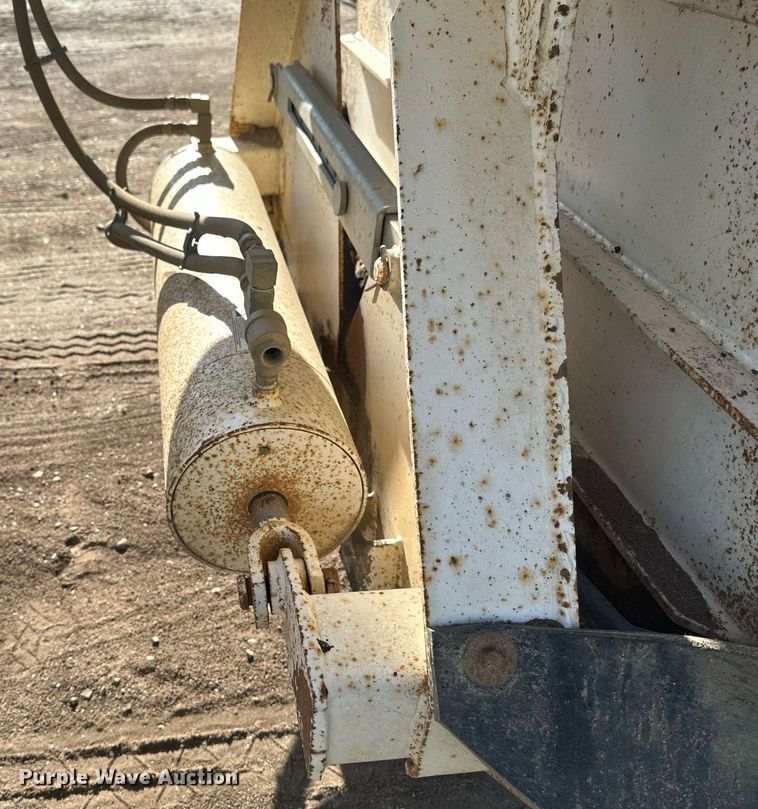 image for item EB2727 2012 Manac LBD42 bottom dump trailer