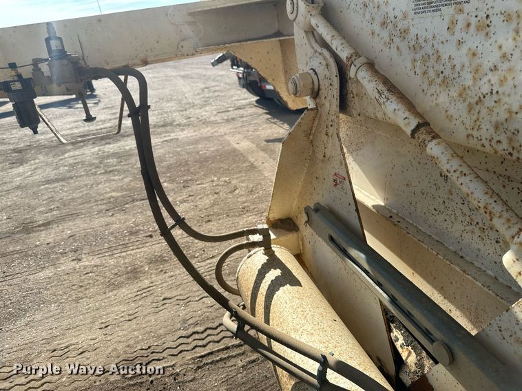 image for item EB2727 2012 Manac LBD42 bottom dump trailer