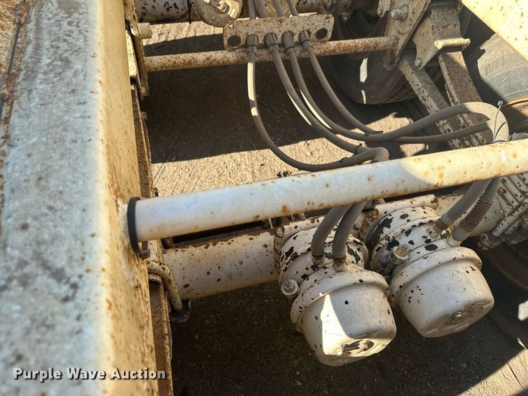 image for item EB2727 2012 Manac LBD42 bottom dump trailer