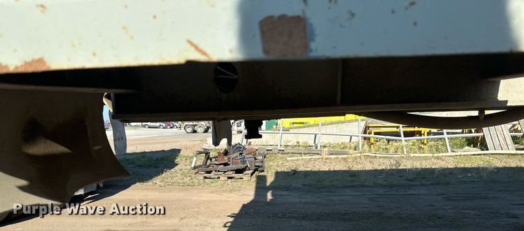 image for item EB2728 1988 CMC FTS25 end dump trailer