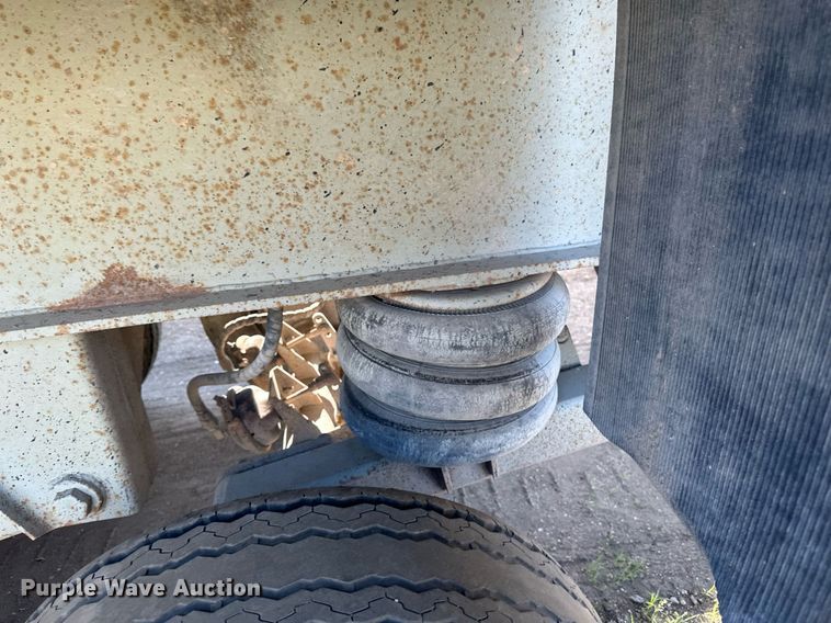 image for item EB2728 1988 CMC FTS25 end dump trailer