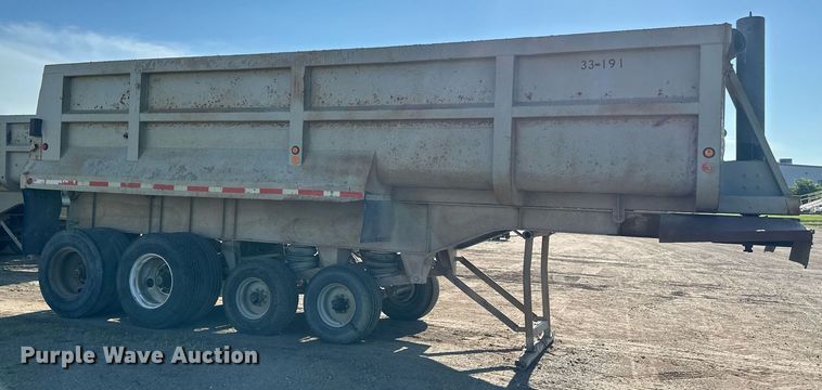 image for item EB2729 1988 CMC FTS25 end dump trailer
