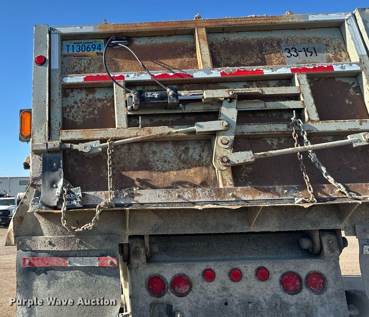 image for item EB2729 1988 CMC FTS25 end dump trailer