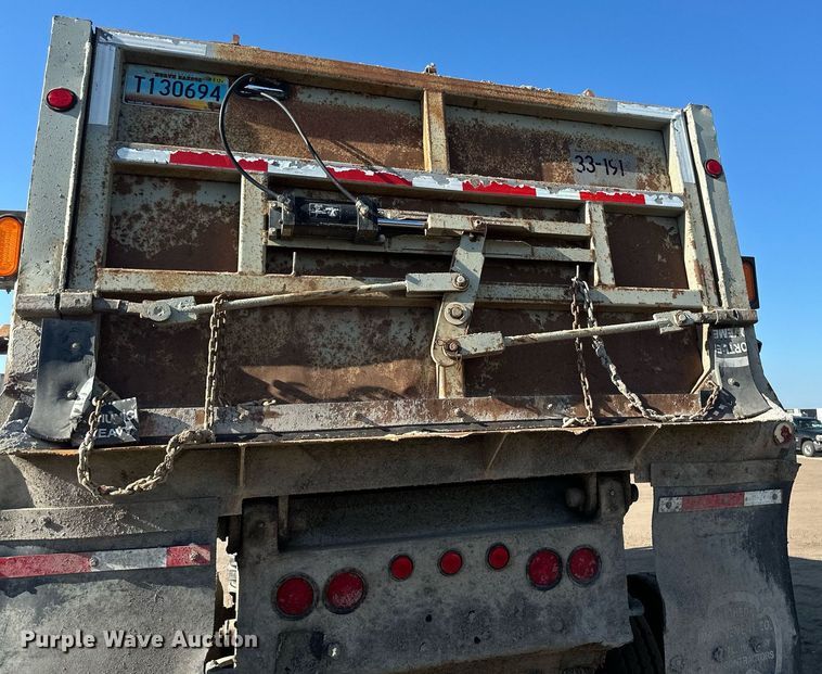 image for item EB2729 1988 CMC FTS25 end dump trailer