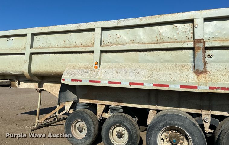 image for item EB2729 1988 CMC FTS25 end dump trailer