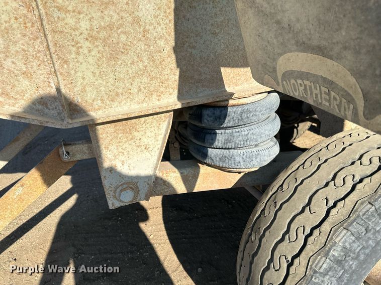 image for item EB2729 1988 CMC FTS25 end dump trailer