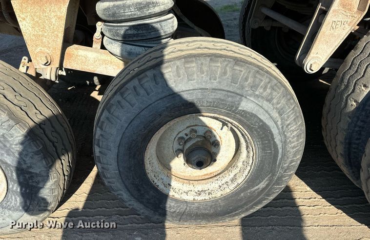 image for item EB2729 1988 CMC FTS25 end dump trailer