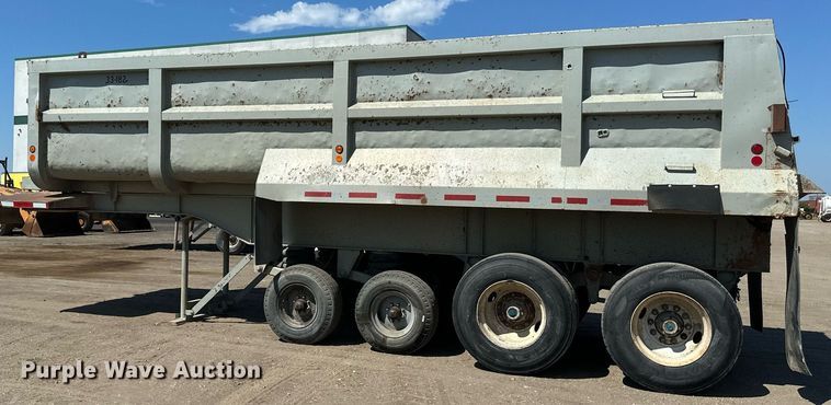 image for item EB2739 1988 CMC FTS25 end dump trailer