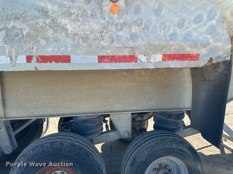 image for item EB2739 1988 CMC FTS25 end dump trailer