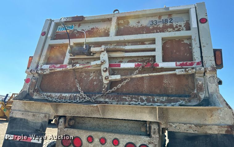 image for item EB2739 1988 CMC FTS25 end dump trailer
