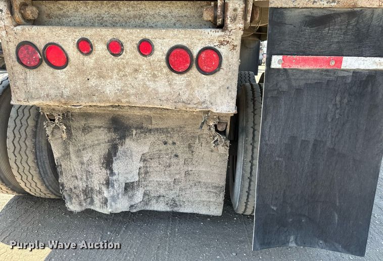image for item EB2739 1988 CMC FTS25 end dump trailer