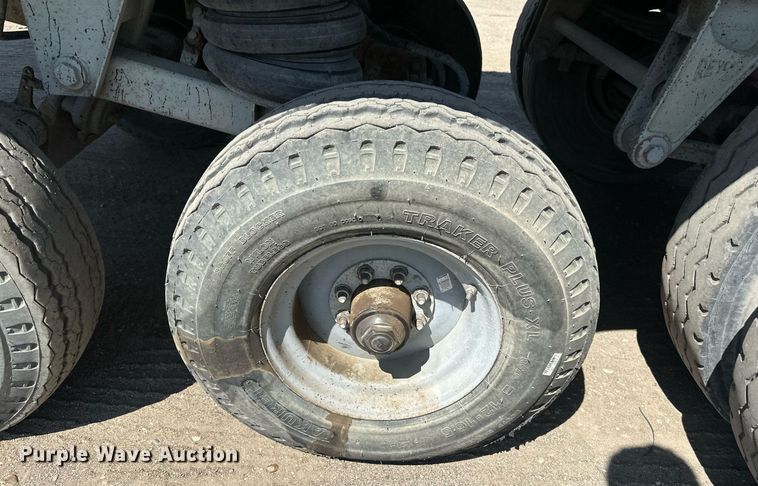 image for item EB2739 1988 CMC FTS25 end dump trailer