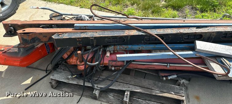 image for item EB2751 1999 Sterling A-Line crane truck