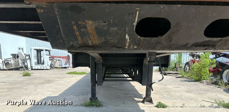 image for item EB2761 2012 Doonan 532DBEIECDKH drop deck equipment trailer