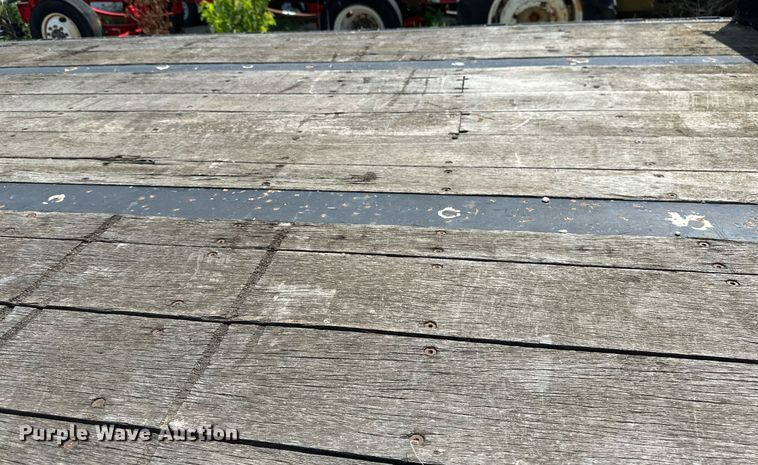 image for item EB2761 2012 Doonan 532DBEIECDKH drop deck equipment trailer