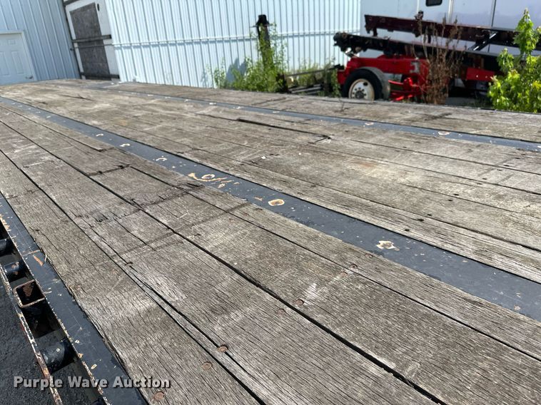 image for item EB2761 2012 Doonan 532DBEIECDKH drop deck equipment trailer