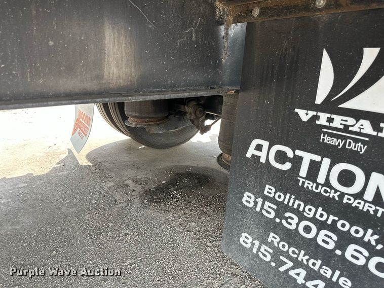 image for item EB2761 2012 Doonan 532DBEIECDKH drop deck equipment trailer