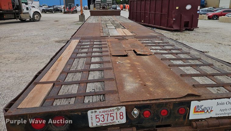 image for item EB8088 1997 Ledwell HT49102HT drop deck hydraulic tail equipment trailer