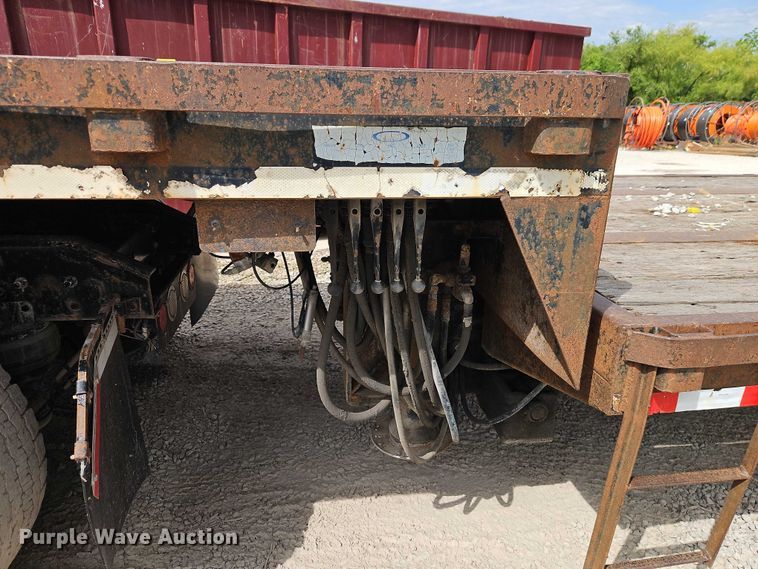 image for item EB8088 1997 Ledwell HT49102HT drop deck hydraulic tail equipment trailer
