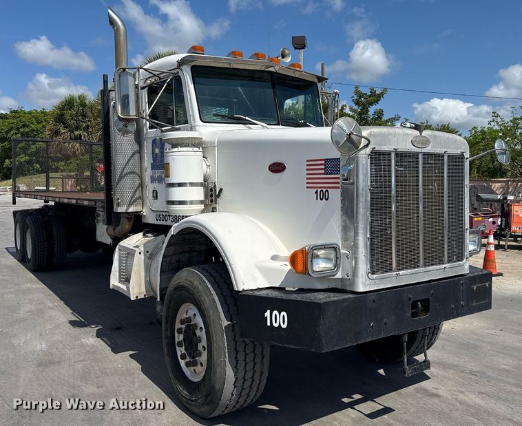 image for item EC3602 1997 Peterbilt 357 flatbed truck