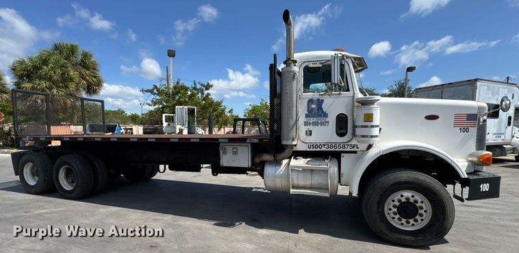 image for item EC3602 1997 Peterbilt 357 flatbed truck