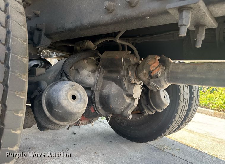 image for item EC3602 1997 Peterbilt 357 flatbed truck